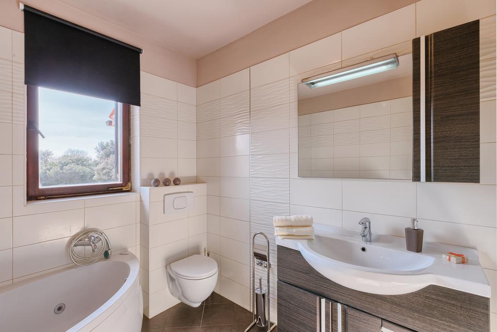 Apartamento Dea Vista Amazing Sunsets Banjole Exterior foto